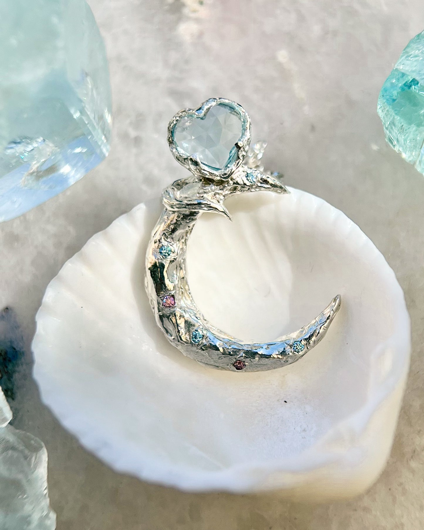 Crescent Moon Amulet ⋄ Aquamarine