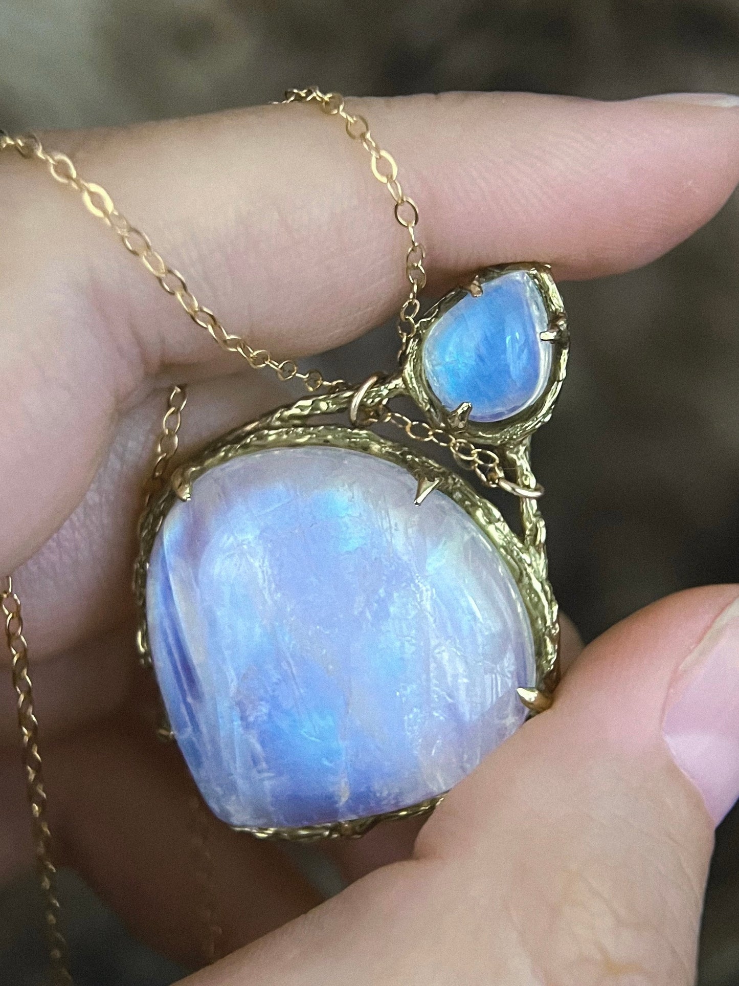 Heart Portal Amulet ⋄ Moonstone