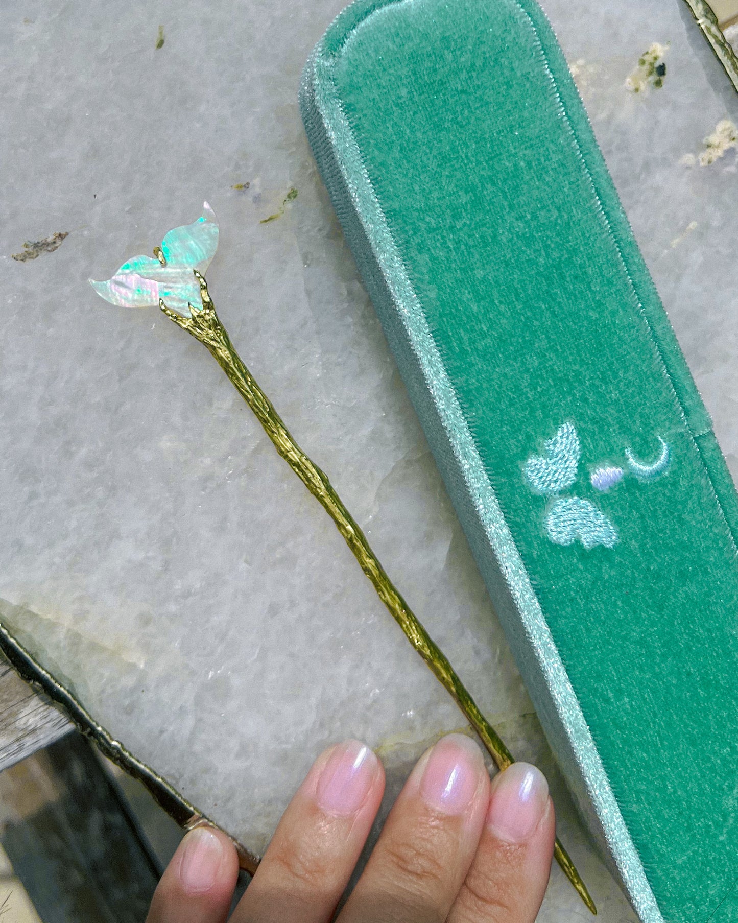 La Sirène Hair Pin ⋄ Mother of Pearl