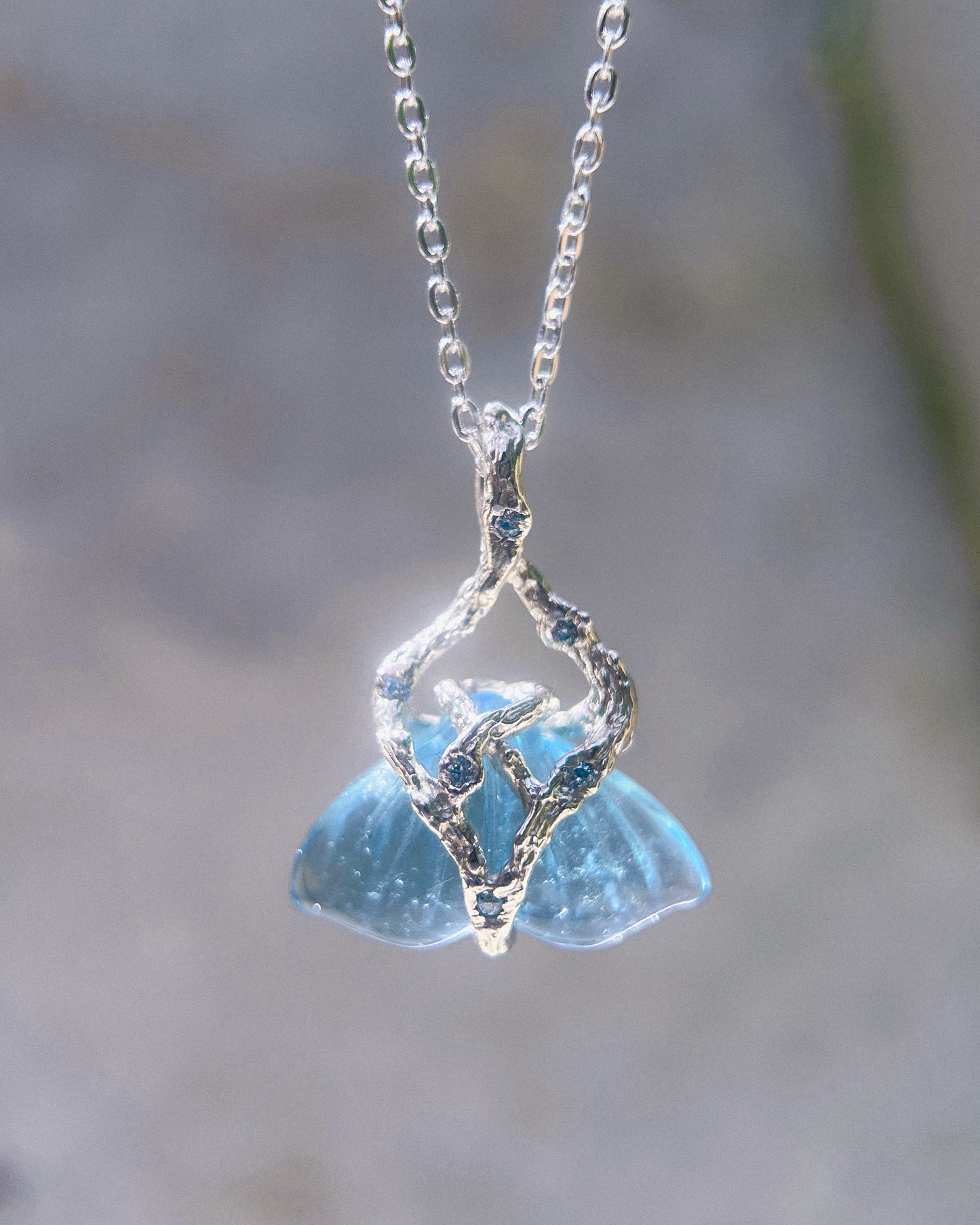 Mermaid Tail Amulet ⋄ Aquamarine