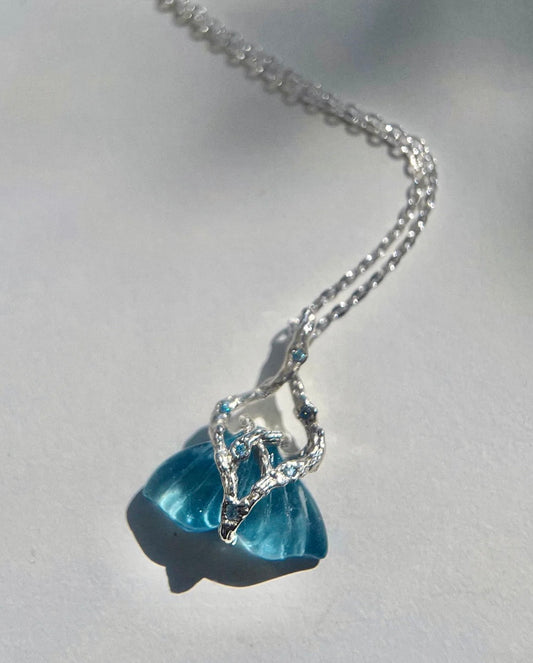 Mermaid Tail Amulet ⋄ Aquamarine
