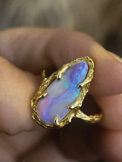 Unicorn Tear Ring ⋄ Australian Opal ⋄ size 5.5