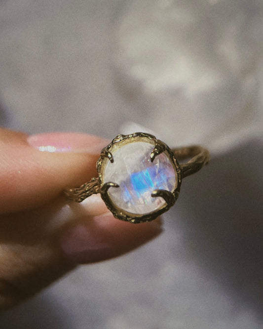 Oracle Ring ⋄  Rainbow Moonstone ⋄ size 8.5