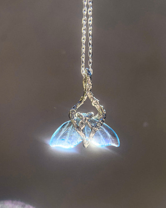 Mermaid Tail Amulet ⋄ Aquamarine