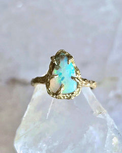 Back to Lemuria Ring ⋄  Australian Opal ⋄  size 6
