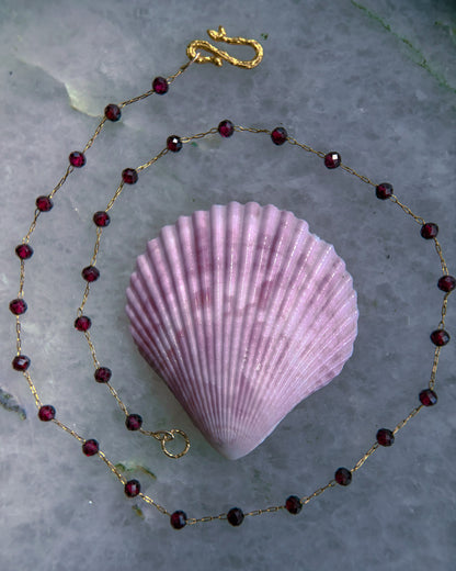 Velvet Rose Dewdrops Necklace ⋄ Garnet