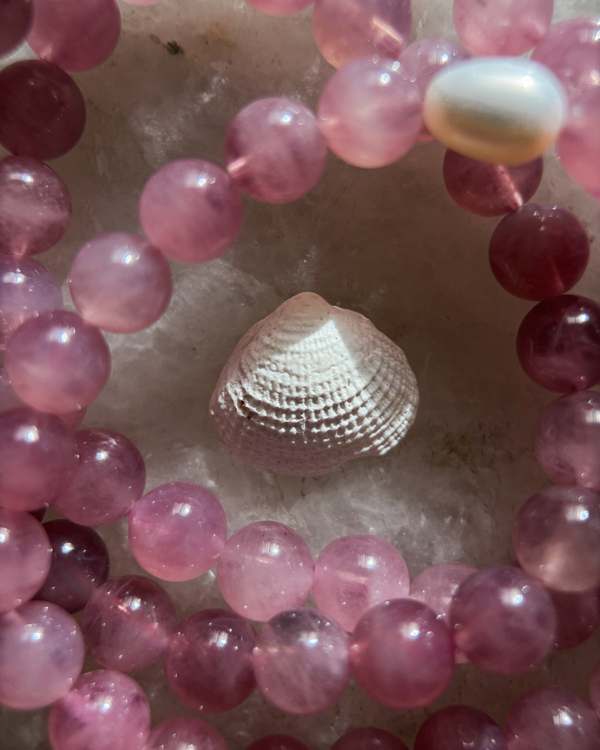 Daughter of Venus Bracelet ⋄ Lavender Rose Quartz
