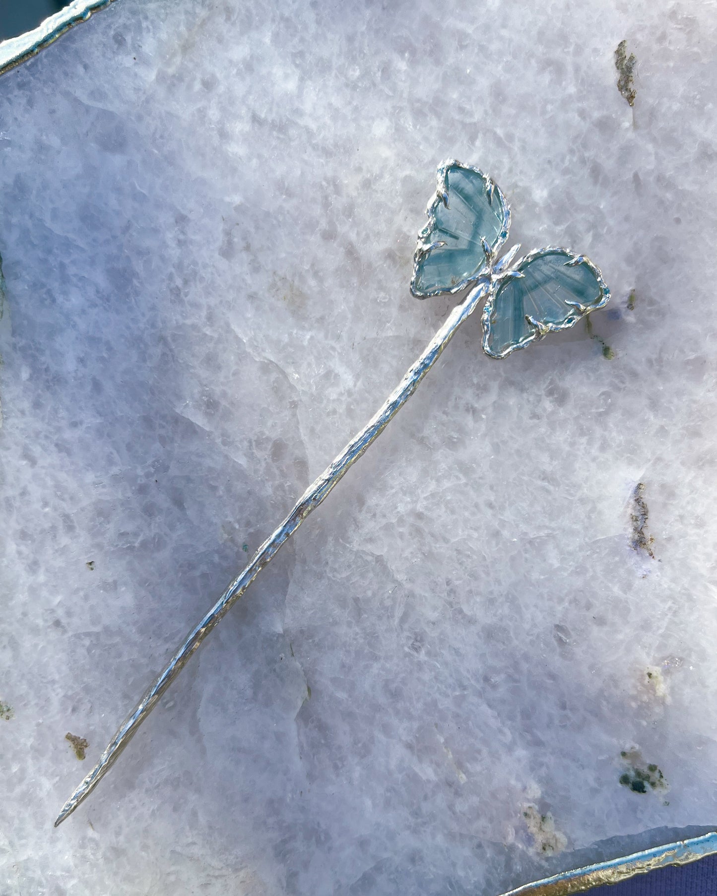 Ever After Butterfly Hair Pin ⋄ Aquamarine