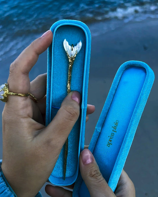 La Sirène Hair Pin ⋄ Mother of Pearl