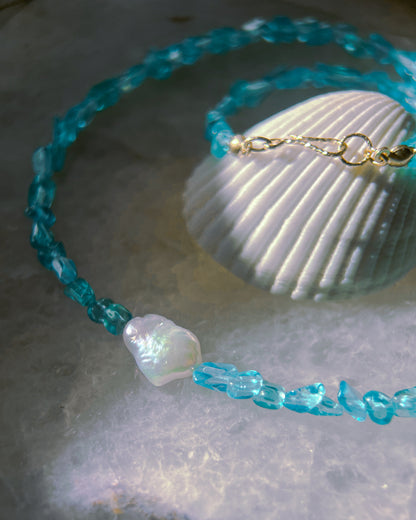 Ocean Pebbles Necklace ⋄ Seafoam Apatite & Pearl