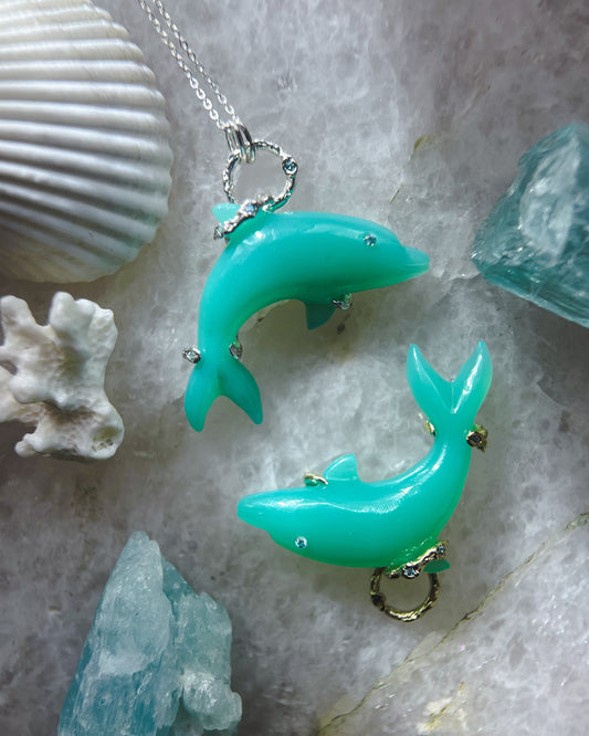 Dolphin Spirit Animal Amulet ⋄ Chrysoprase