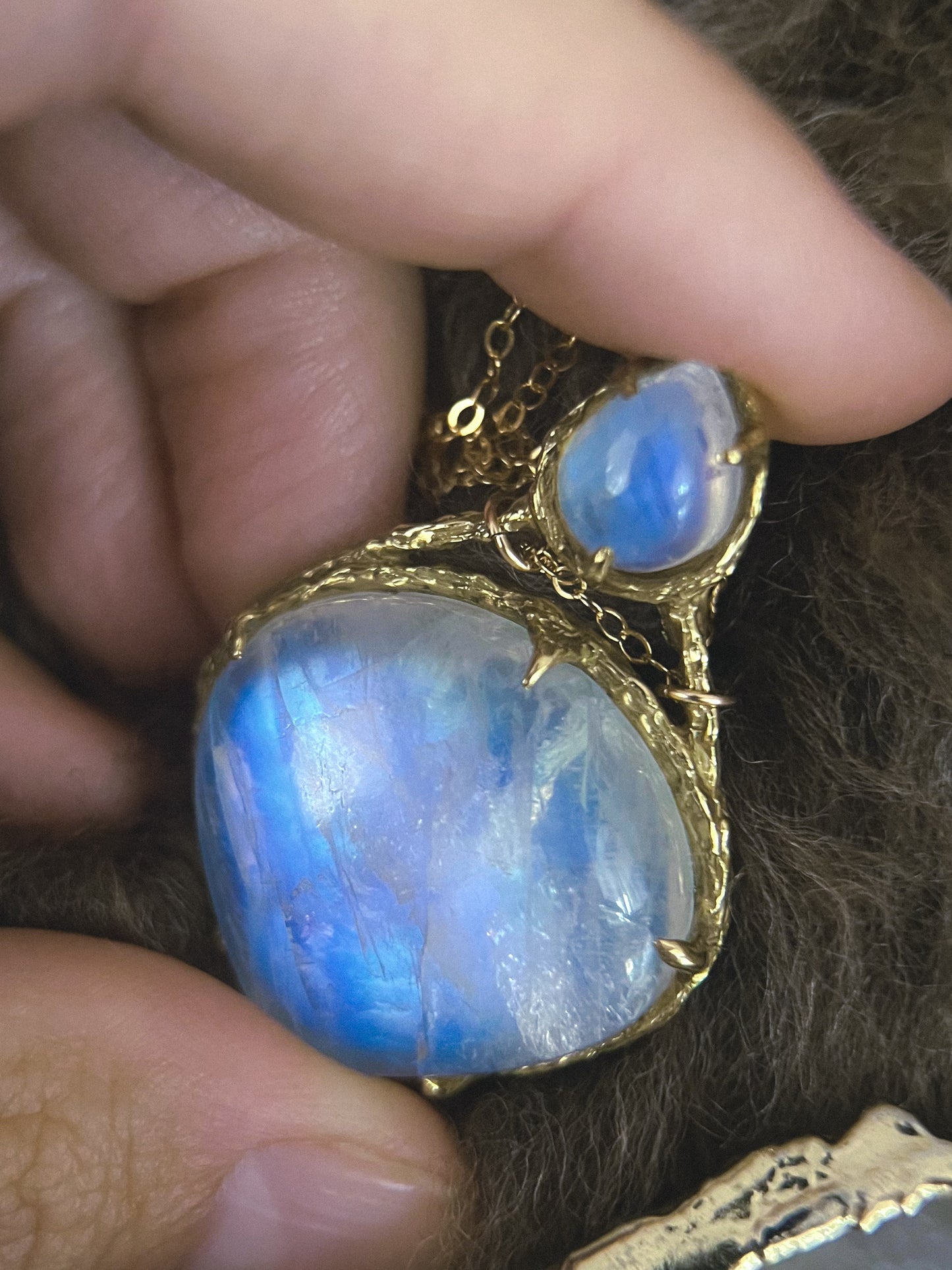 Heart Portal Amulet ⋄ Moonstone
