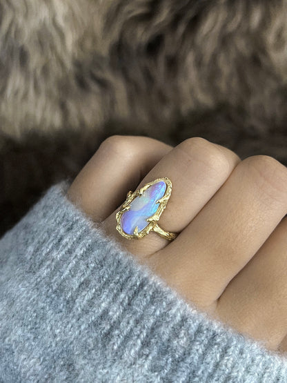 Unicorn Tear Ring ⋄ Australian Opal ⋄ size 5.5