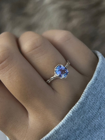 Daughter of the Sea Ring ⋄ Tanzanite ⋄ size 6