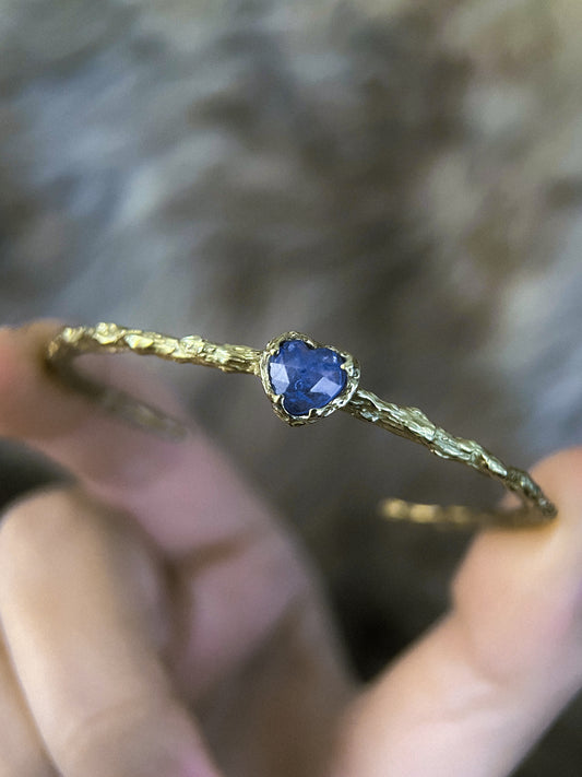 Heart of the Ocean Cuff Bracelet ⋄ Tanzanite