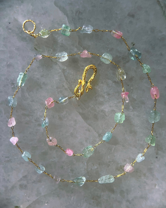 Ocean Pebbles Chain Necklace ⋄ Pastel Tourmaline