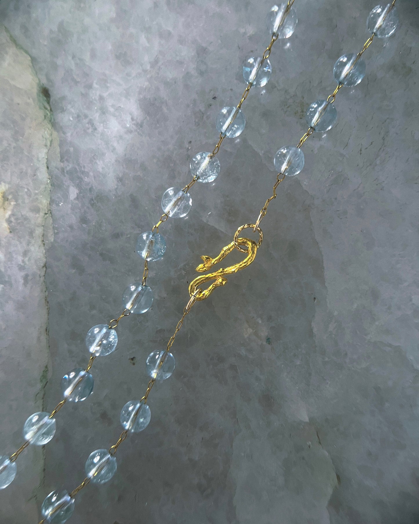 Dewdrops Chain Necklace ⋄ Blue Topaz