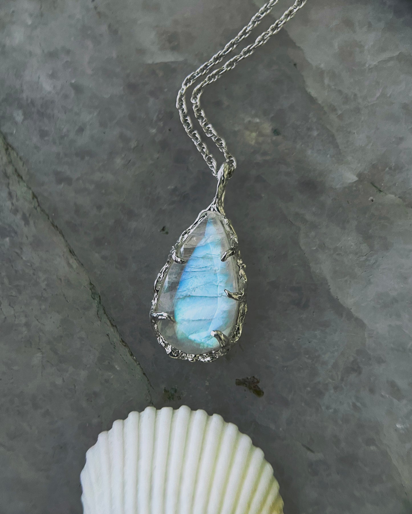 Pluie Necklace ⋄ Moonstone