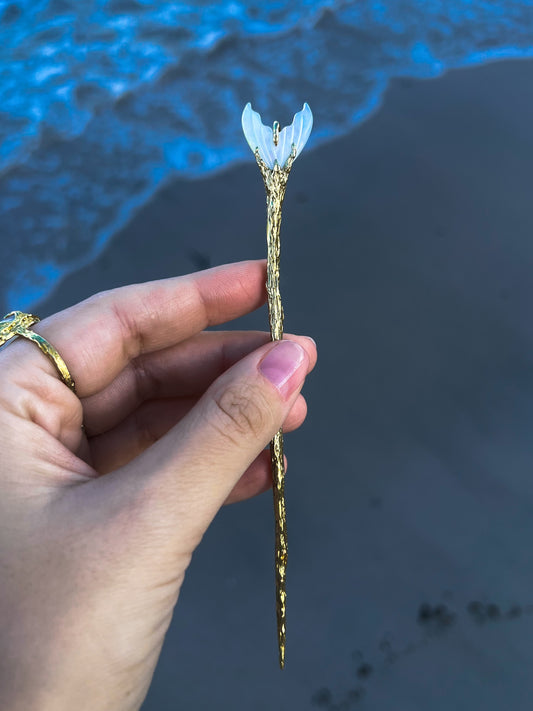 La Sirène Hair Pin ⋄ Mother of Pearl