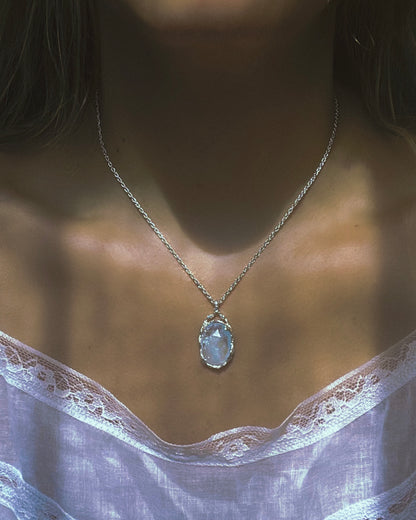 Oracle of the Moon Tide Necklace ⋄ Shimmer Aquamarine