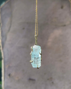 Healing Crystal Necklace ⋄ Aquamarine