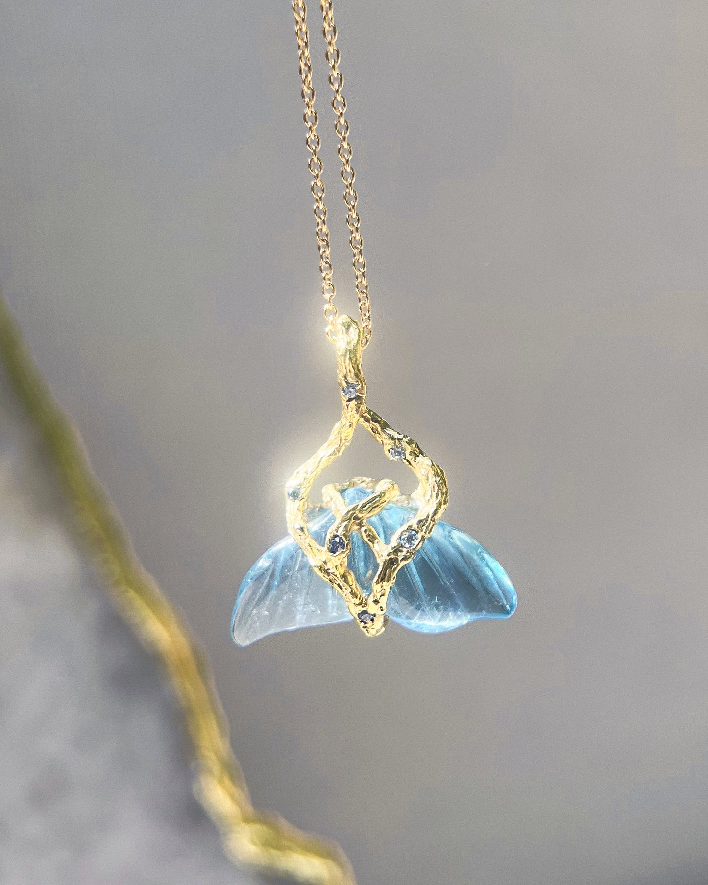 Mermaid Tail Amulet ⋄ Aquamarine ⋄ gold vermeil