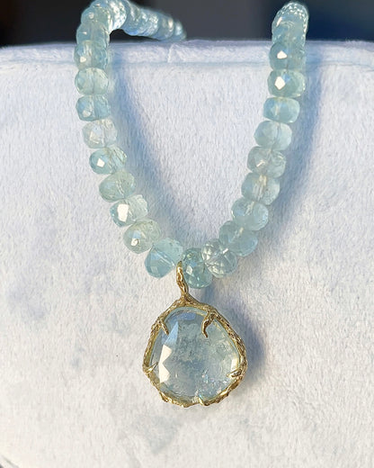 Ocean Amulet ⋄ Aquamarine