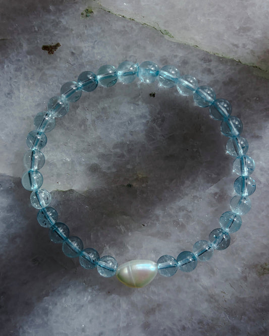 Daughter of the Sea Bracelet ⋄ Blue Topaz & Pearl