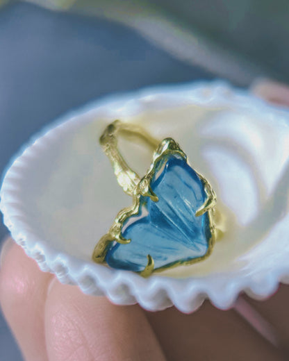 Mermaid Tail Ring ⋄ Aquamarine ⋄ size 6 ⋄ gold vermeil