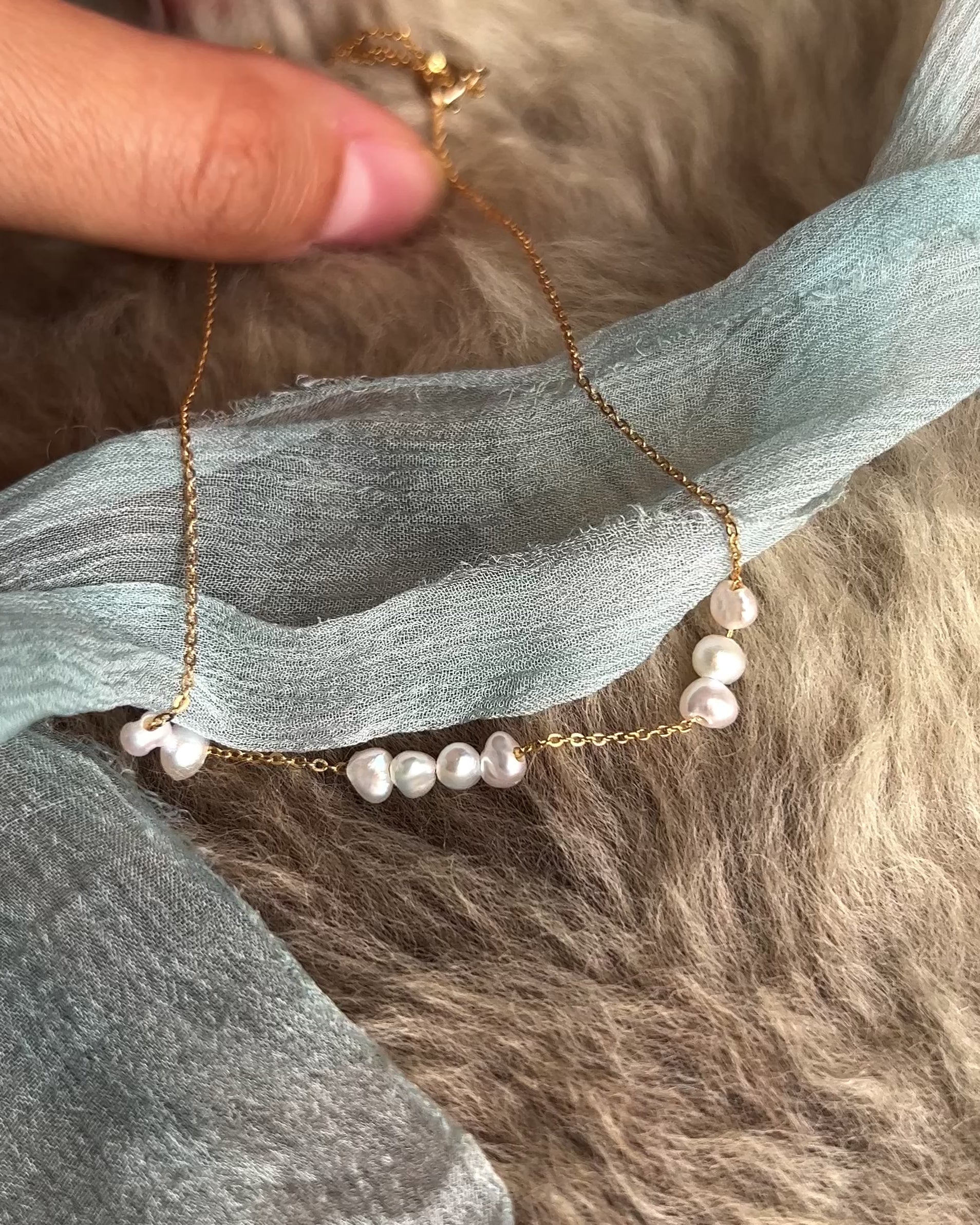 Daughter of the Sea Necklace ⋄ Pearl