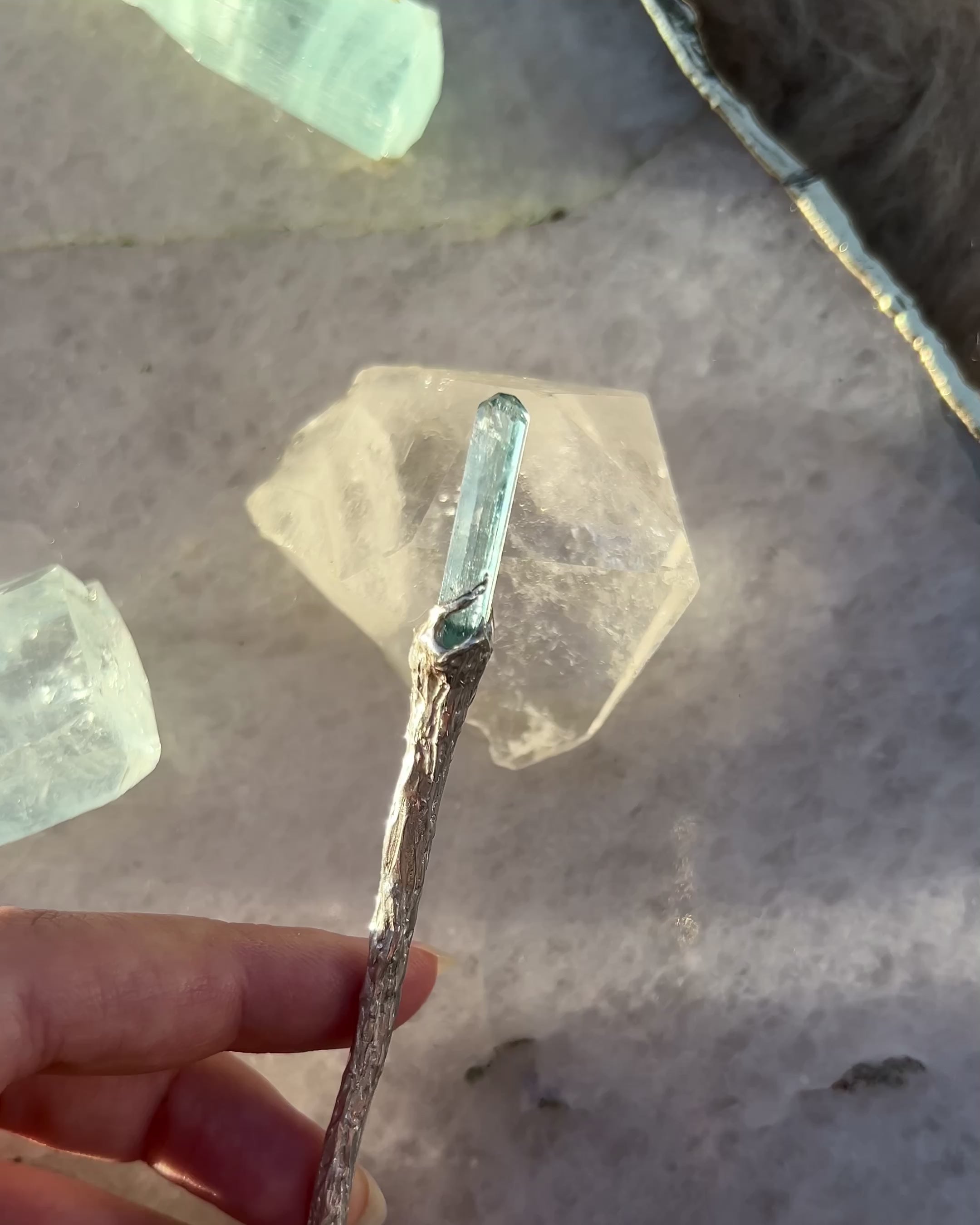 La Sirène Crystal Hair Pin ⋄ Aquamarine