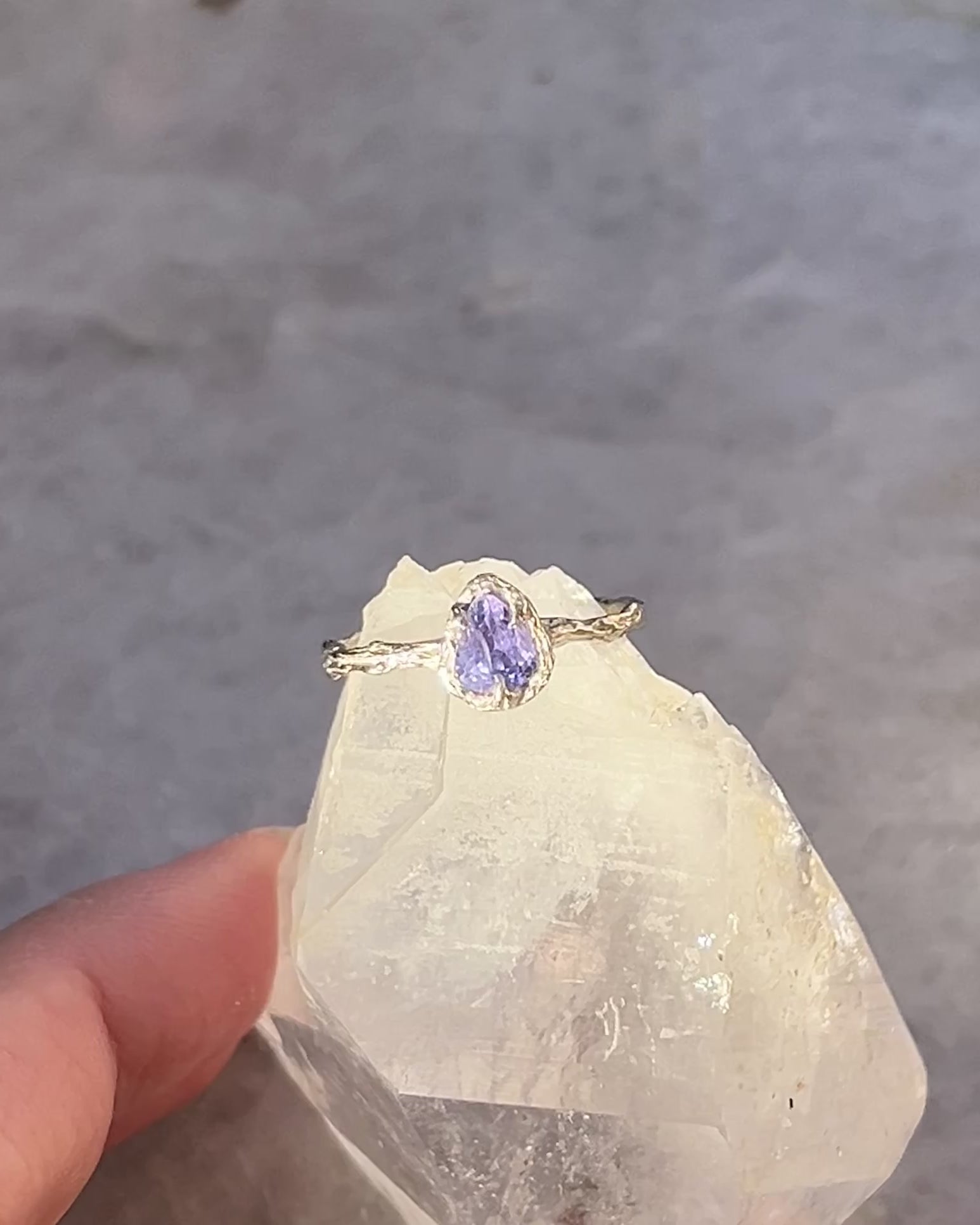 Pluie Ring ⋄ Lavender Sapphire ⋄ size 6.5