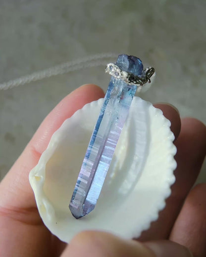 Healing Crystal Pendant ⋄ Indigo Aura Quartz