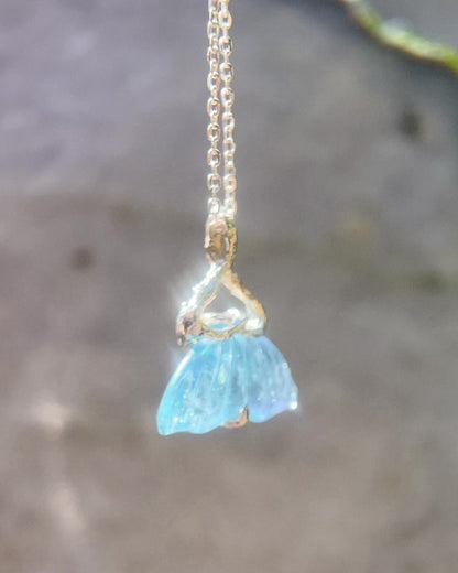 Mermaid Tail Amulet ⋄ Aquamarine