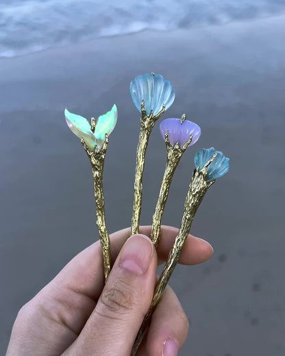 La Sirène Crystal Hair Pins ⋄ Aquamarine, Lavender Moon Quartz, MOP