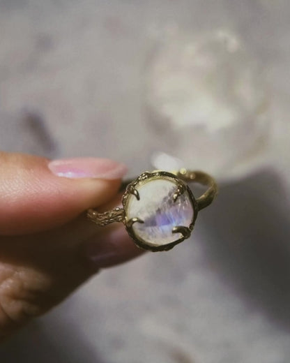 Oracle Ring ⋄  Rainbow Moonstone ⋄ size 8.5