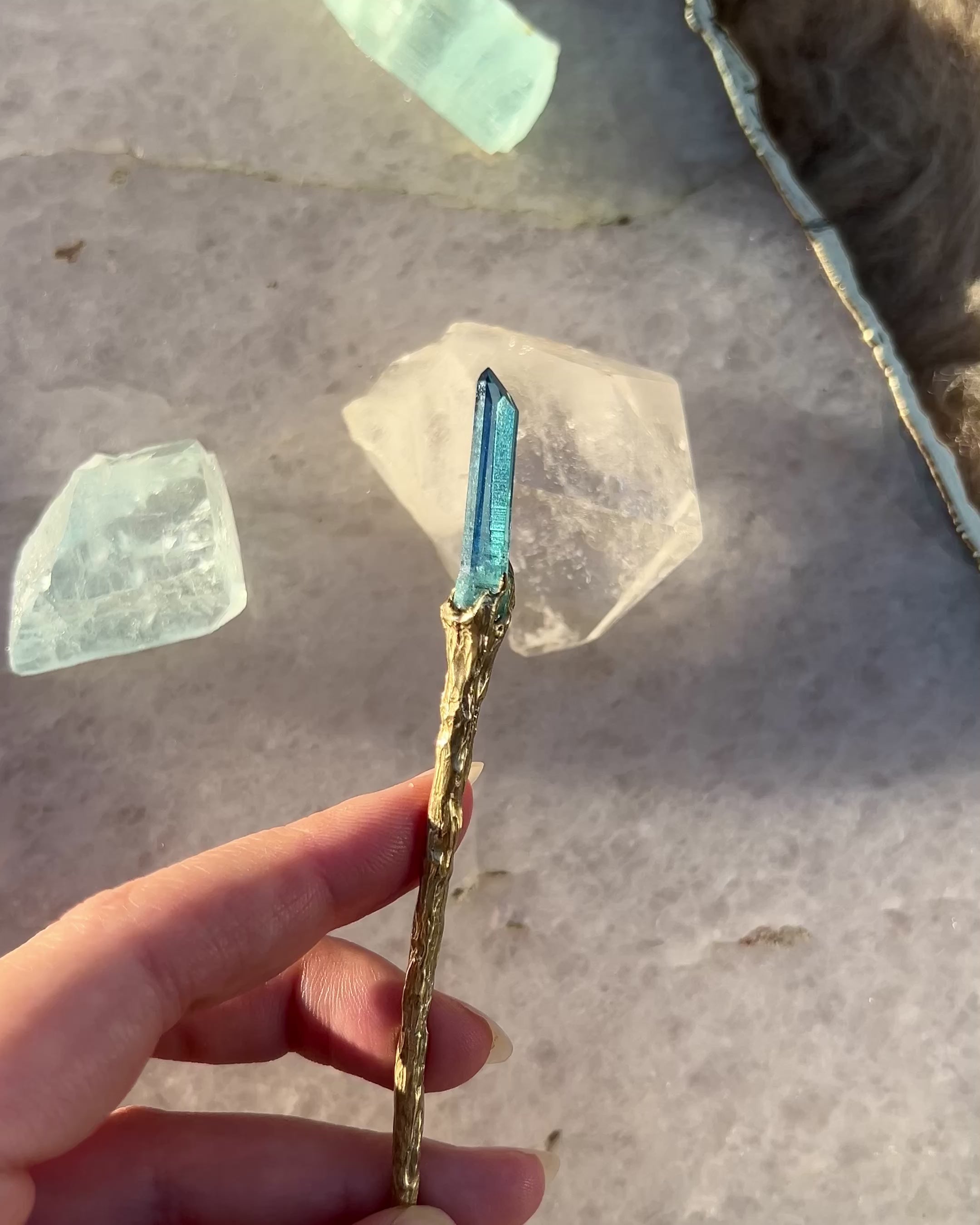 La Sirène Crystal Hair Pin ⋄ Aqua Aura Quartz