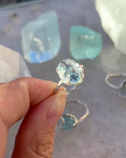 Sea Water Ring ⋄  Aquamarine ⋄ size 7