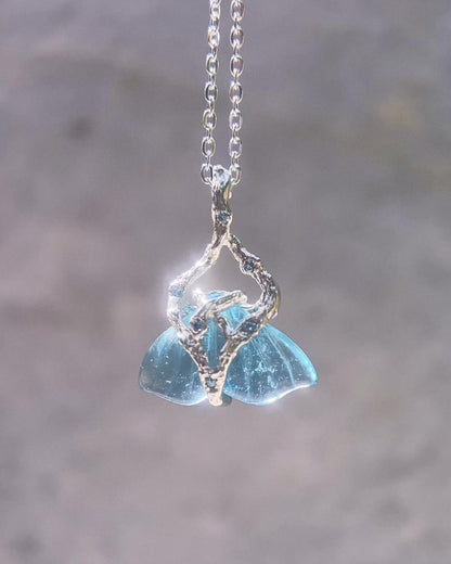Mermaid Tail Amulet ⋄ Aquamarine