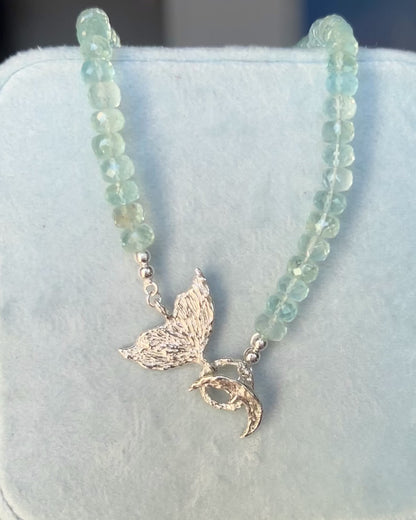 Mermaid Tail Clasp Necklace ⋄ Aquamarine