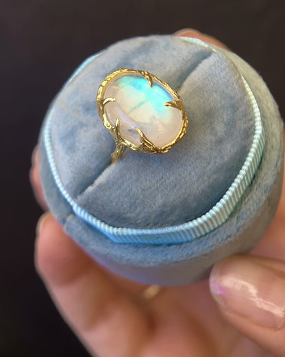 Oracle Ring ⋄  Rainbow Moonstone ⋄ 4.5 - 7.5 ⋄ Gold Vermeil
