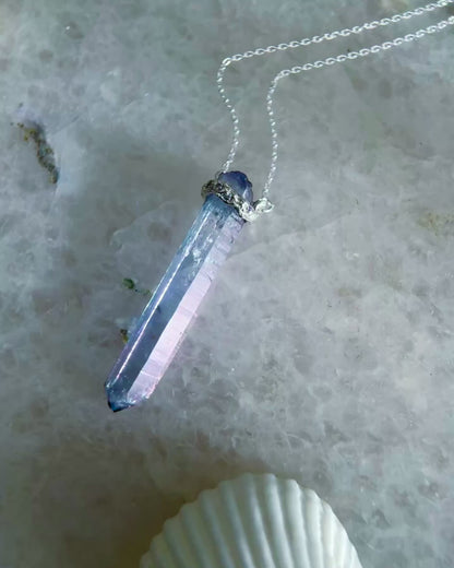 Healing Crystal Pendant ⋄ Indigo Aura Quartz