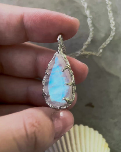 Pluie Necklace ⋄ Moonstone